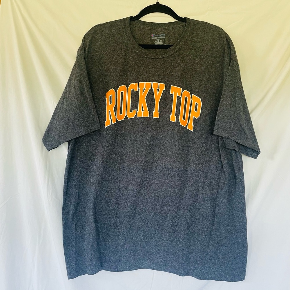 Men’s 2XL Tennessee short sleeved t-shirt